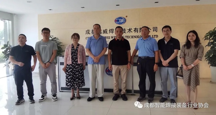 协会服务团队走访调研会员单位 (2).jpg 协会服务团队走访调研会员单位 (2).jpg